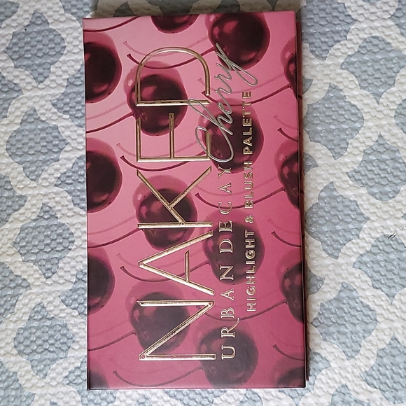 Urban Decay Other - Urban Decay NAKED Cherry Highlight & Blush Palette